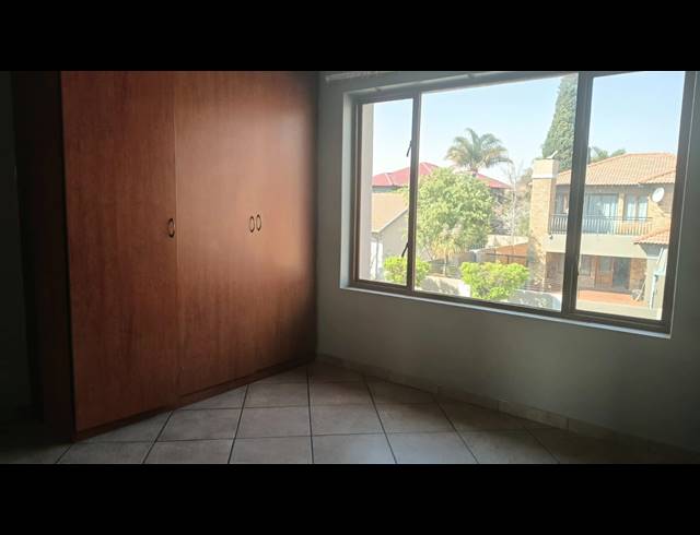 2 BEDROOM APARTMENT FOR SALE IN SONNEVELD